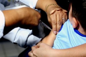 SES intensifica vacinação contra sarampo na fronteira com a Bolívia