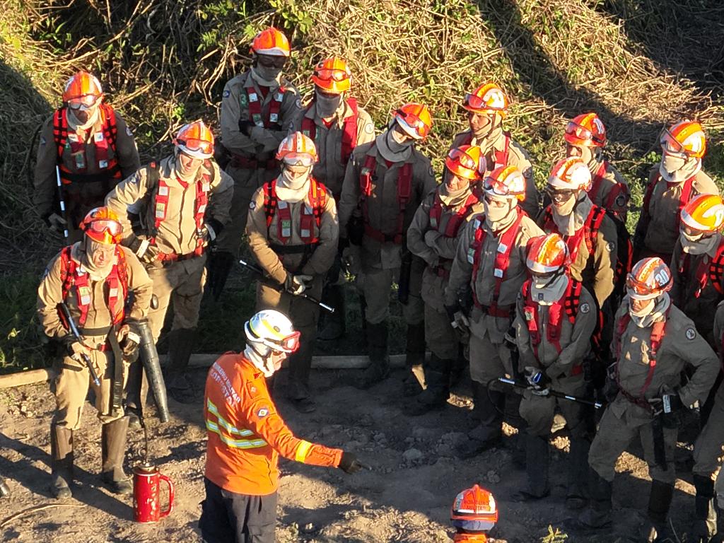 Corpo de Bombeiros forma novos combatentes florestais nesta sexta-feira (29)