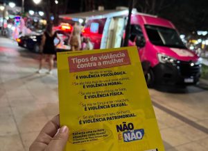 Programa SER Família Mulher leva acolhimento e orientação sobre violência contra a mulher durante o Festival de Inverno