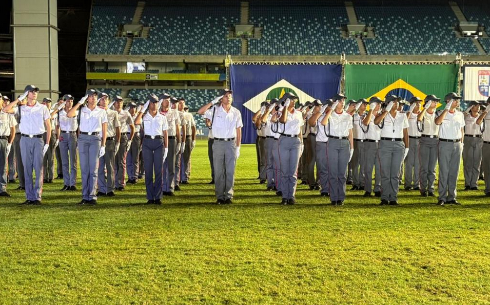 Seduc e PM promovem formatura dos alunos das Escolas Estaduais Militares Tiradentes concluintes do Ensino Médio em 2025
