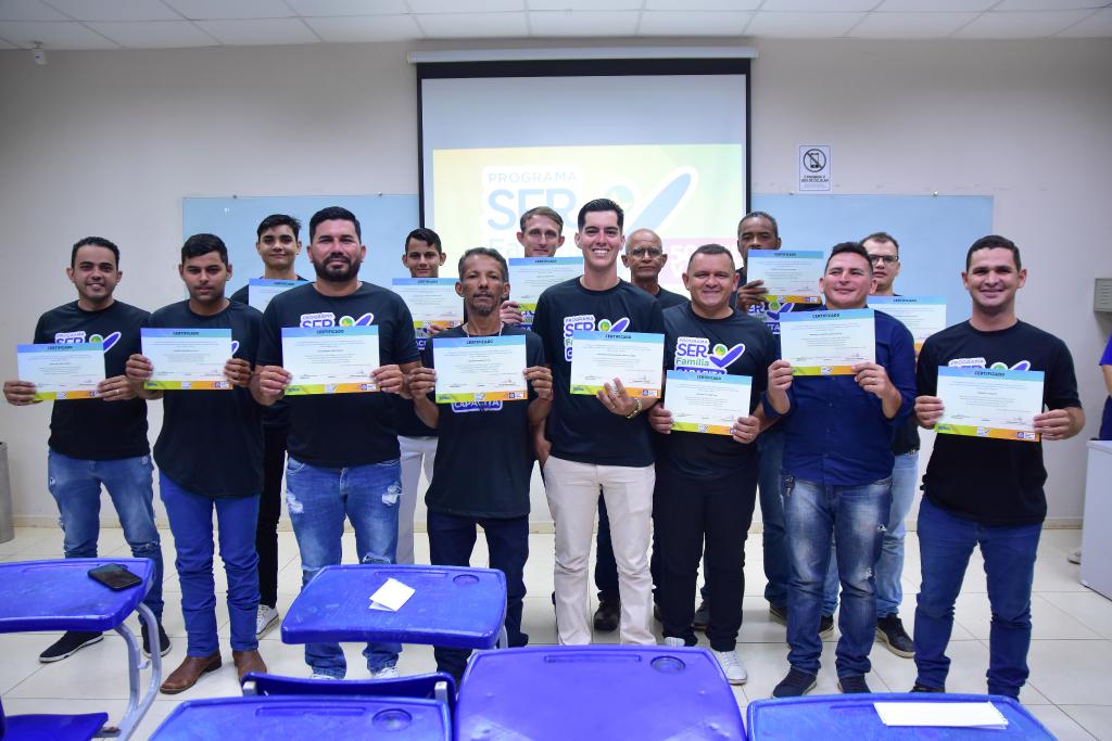 SER Família Capacita forma novos eletricistas industriais e abre portas no mercado de trabalho