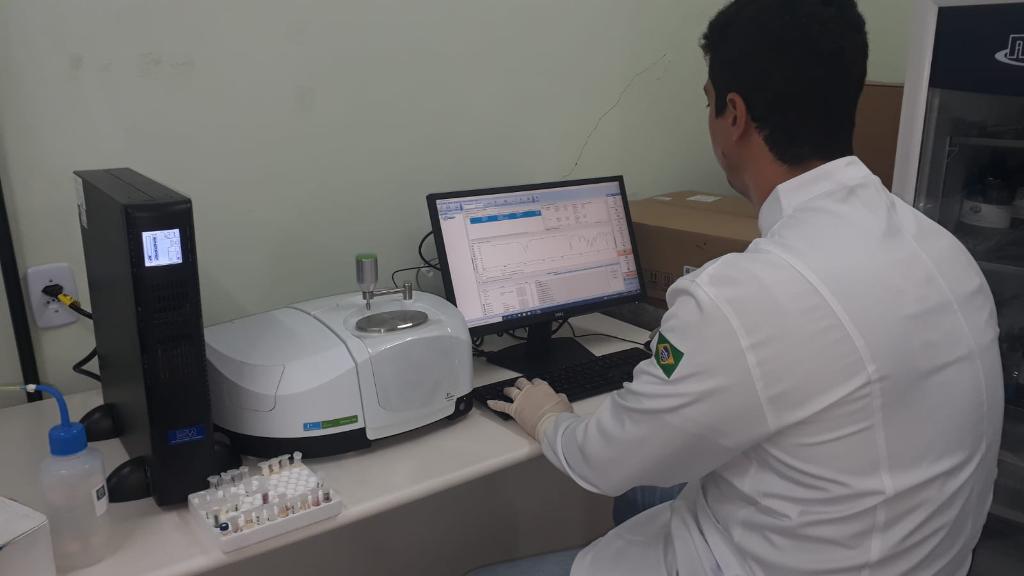 Laboratório de Química da Politec obtém 100% de acerto em ensaio do Inmetro