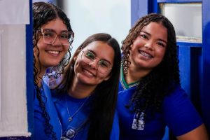 Programa Meninas que Transformam seleciona alunas do ensino médio para vagas em órgãos do Governo de MT